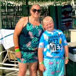 Meet your Posher, Lanette